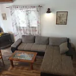 Am Fluss Gelegenes Haus Mit Galerieschlafplaetzen By Interhome Vakantiehuis *